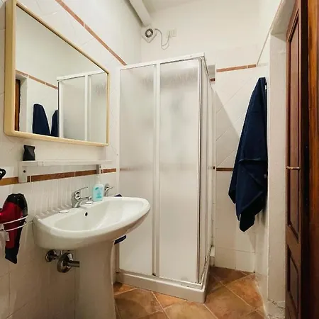 Old Town Studio Apartment *