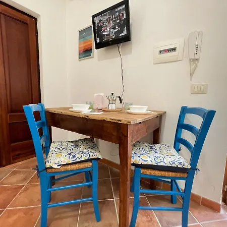 Apartment Old Town Studio